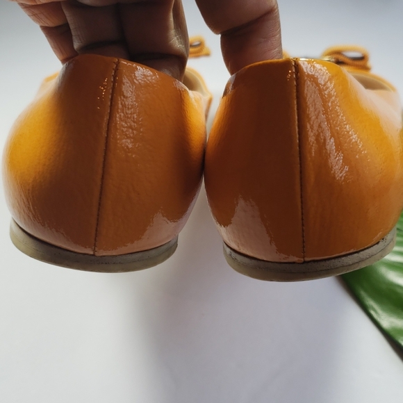 SALVATOR FERRAGAMO "Varina" Ballet Bow Flats - Picture 5 of 13